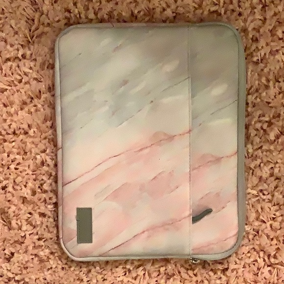 Mojo 11 inch Tablet Sleeve case. - Picture 2 of 5